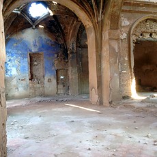 Interior of the church of San Martín de Tours